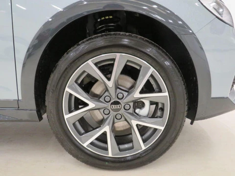 Audi A1 Adrenalin 30 TFSI 85 kW (116 CV) S tronic