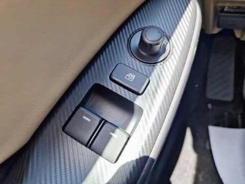 Mazda MX-5 2.0 SKYACTIV-G 135 kW (184 CV) MT Kazari