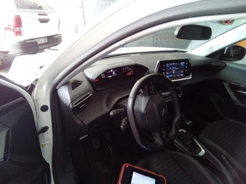 Peugeot 2008 Active Pack BlueHDI 81kW (110CV)