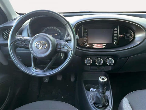 Toyota Aygo X Cross 1.0 VVT-I Play 53 kW (72 CV)