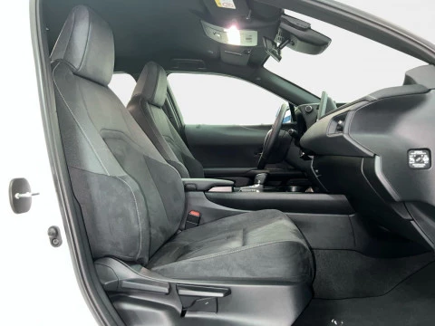 Lexus UX 2.0 300h UX Plus