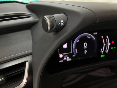 Lexus UX 2.0 300h UX Plus