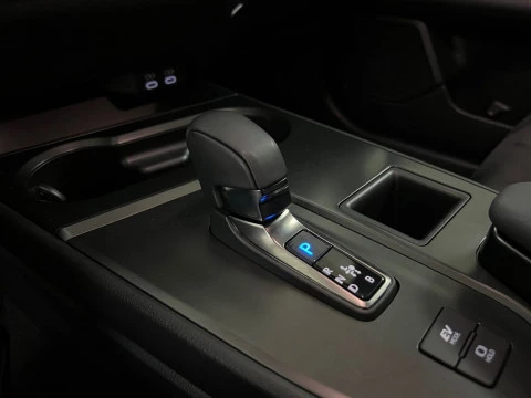 Lexus UX 2.0 300h UX Plus