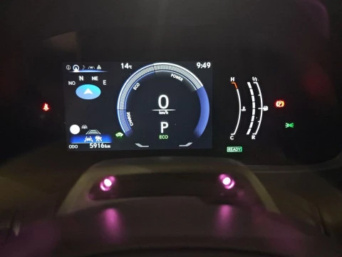 Lexus UX 2.0 300h UX Plus