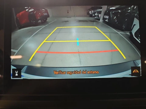 Lexus UX 2.0 300h UX Plus