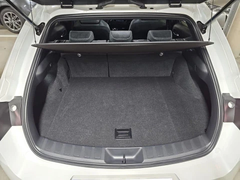 Lexus UX 2.0 300h UX Plus