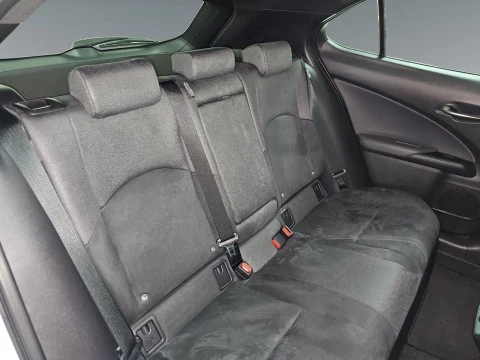 Lexus UX 2.0 300h UX Plus