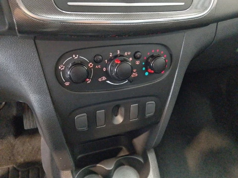 Dacia Sandero  Diesel  1.5 Blue dCi Stepway Essential 70kW