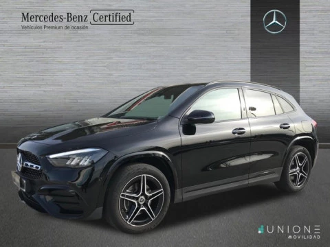 Mercedes-Benz GLA  250 e con tecnología híbrida EQ