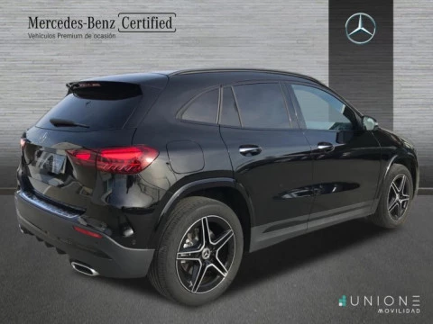 Mercedes-Benz GLA  250 e con tecnología híbrida EQ