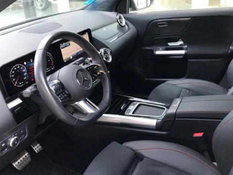 Mercedes-Benz GLA  250 e con tecnología híbrida EQ