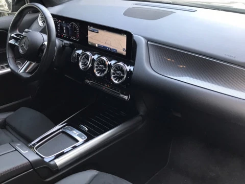 Mercedes-Benz GLA  250 e con tecnología híbrida EQ