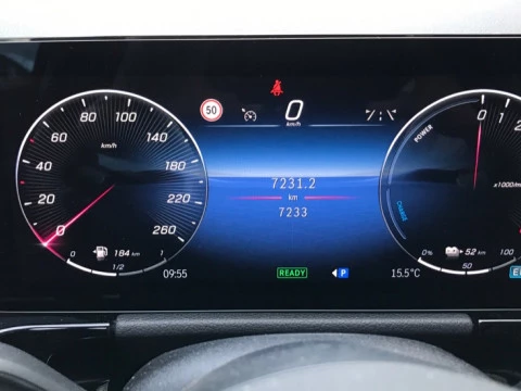 Mercedes-Benz GLA  250 e con tecnología híbrida EQ