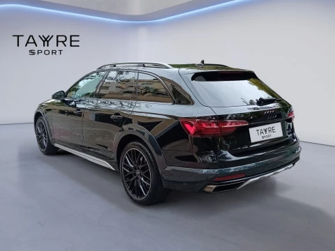 Audi A4 Avant Black limited 40TDI 150kW qua Stro