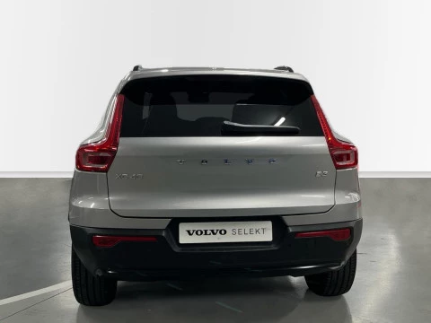 Volvo XC40 XC40 Plus, B3 Mild Hybrid, Gasolina, Dark