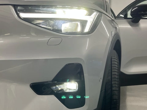 Volvo XC40 XC40 Plus, B3 Mild Hybrid, Gasolina, Dark