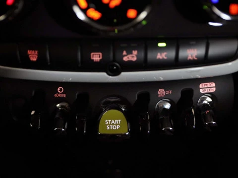 MINI COUNTRYMAN 1.5 COOPER S E AUTO 4WD 5P