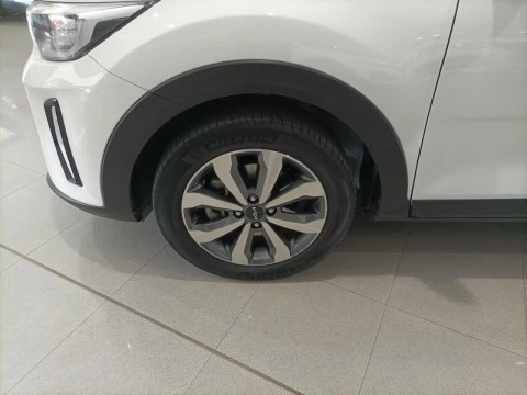 Kia Stonic 1.0 T-GDi 74kW (100CV) MHEV iMT Drive