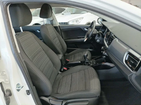 Kia Stonic 1.0 T-GDi 74kW (100CV) MHEV iMT Drive