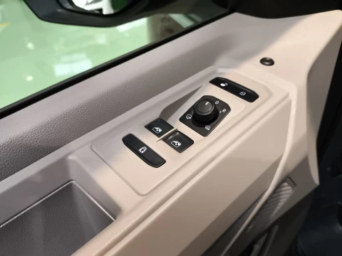 Volkswagen Multivan 1.4 TSI PHEV Batalla Corta 160 kW (218 CV) DSG