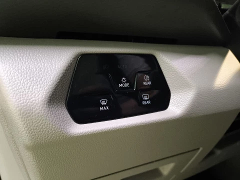 Volkswagen Multivan 1.4 TSI PHEV Batalla Corta 160 kW (218 CV) DSG