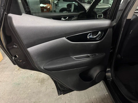 Nissan Qashqai 1.2i DIG-T S&S ACENTA 4X2 Sensores Aparc