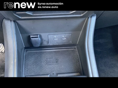 Renault Captur techno Eco-G 100cv (74 kW)
