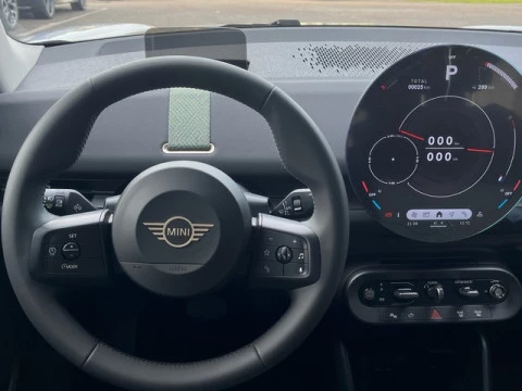 MINI Aceman E 135 kW (184 CV)