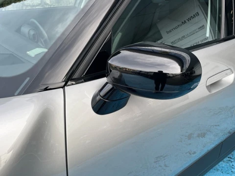 MINI Aceman E 135 kW (184 CV)