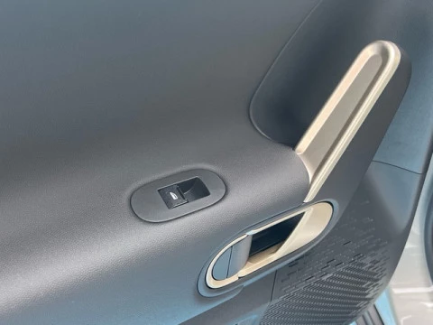 MINI Aceman E 135 kW (184 CV)