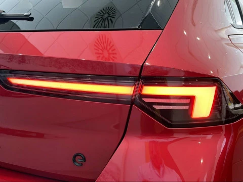 Opel Astra Electric 54kWh GS Auto