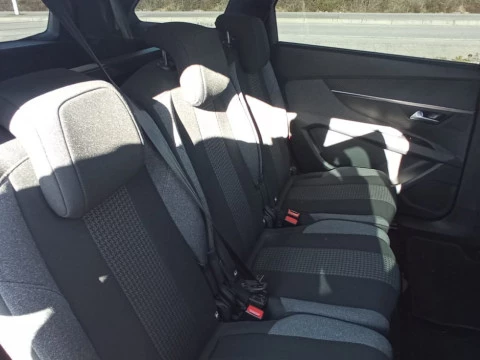 Peugeot 5008 1.2 PureTech 96KW S&S Active Pack EAT8