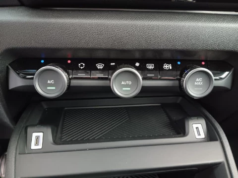 Citroën C4 1.2 PURETECH 130 S&S FEEL PACK 5P