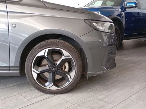 Ford Tourneo Connect 1.5 Ecoboost Sport