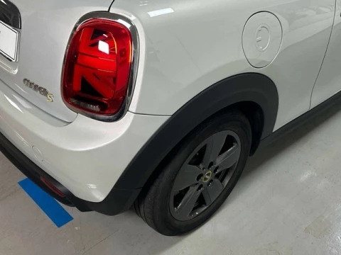 MINI Cooper  SE 135 kW (184 CV)