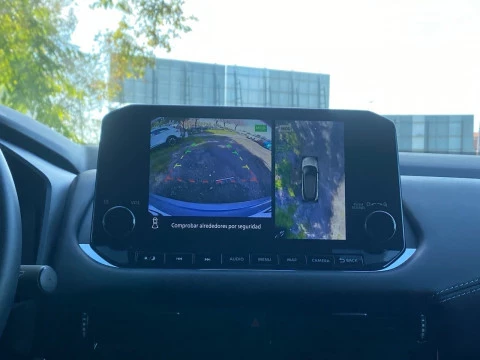 Nissan Qashqai DIG-T 116kW Xtronic N-Connecta