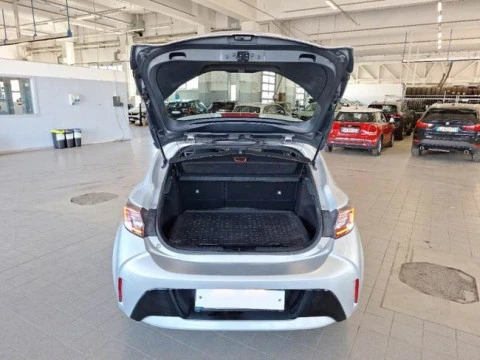 Toyota Corolla 1.8 125H BUSINESS E-CVT