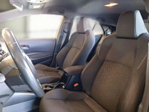 Toyota Corolla 1.8 125H BUSINESS E-CVT