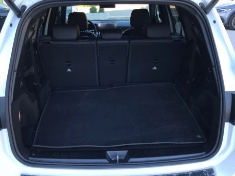 Mercedes-Benz GLB  200 d