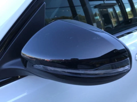 Mercedes-Benz GLB  200 d