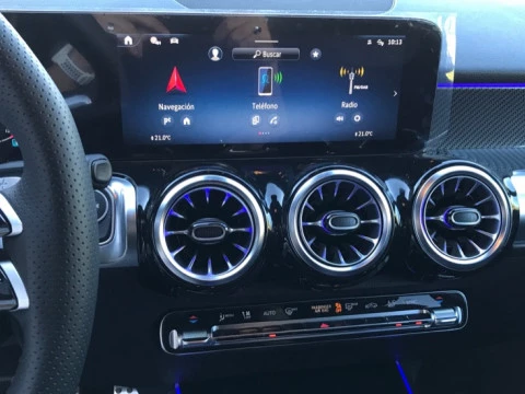 Mercedes-Benz GLB  200 d