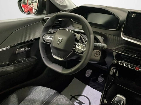 Peugeot 208 Allure Gasolina 100 S&S 6 Vel. MAN