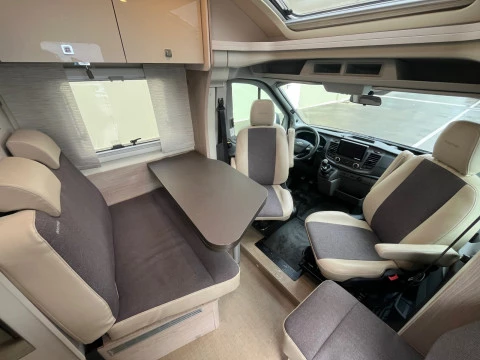 BURSTNER Travel Van LINEO T