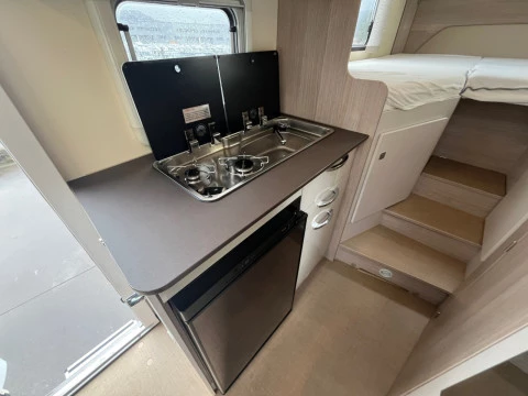 BURSTNER Travel Van LINEO T