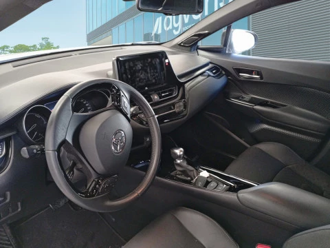 Toyota C-HR 2.0 180H Advance