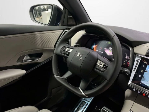 DS 7 PLUG-IN HYBRID AWD 300 ÉTOILE