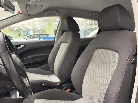 Seat Ibiza 1.6 Style DSG 77 kW (105 CV)