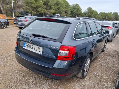 Skoda Octavia Combi 1.6 TDI CR 85KW (115CV) Ambition