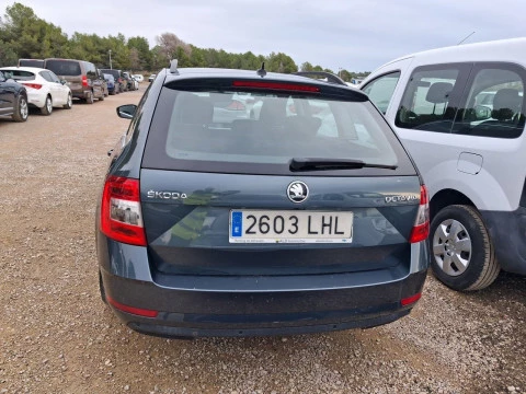 Skoda Octavia Combi 1.6 TDI CR 85KW (115CV) Ambition