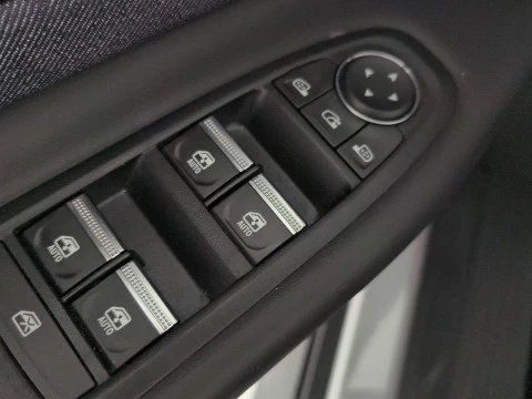 Renault R5 E-Tech Renault 5 E-Tech electrico Renault 5 E-Tech Techno autonomia confort 110 kW